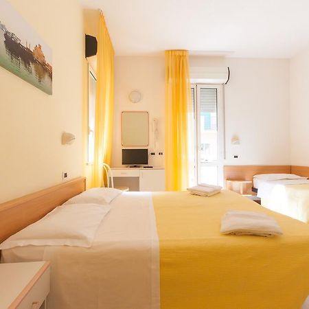 Hotel Paola Garden - Nuova Gestione Bellariva Di Rimini Exterior foto
