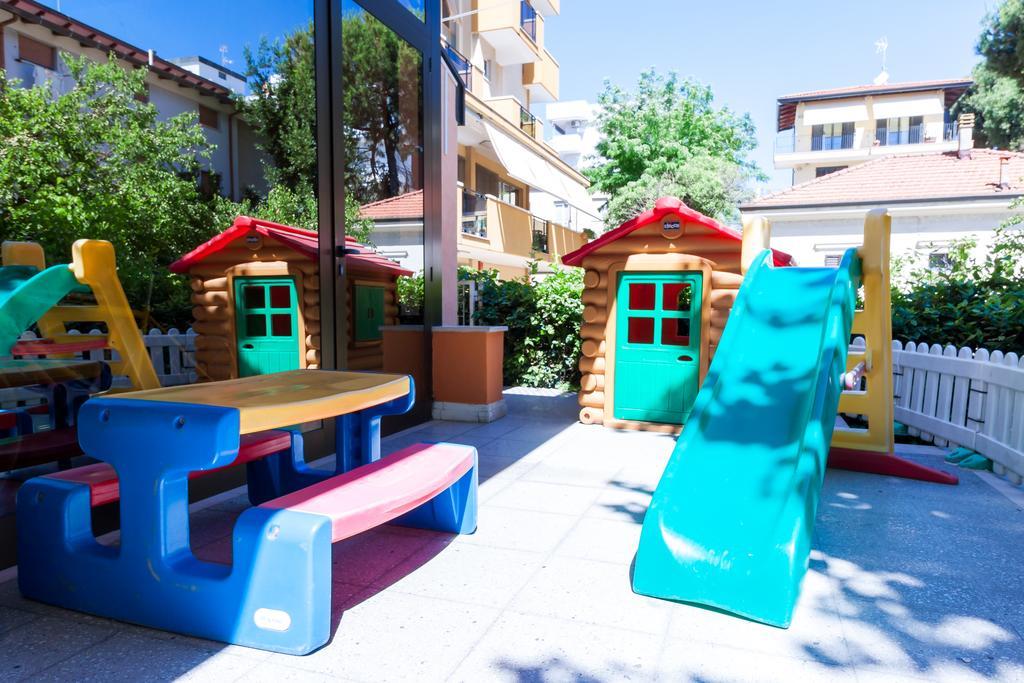 Hotel Paola Garden - Nuova Gestione Bellariva Di Rimini Exterior foto